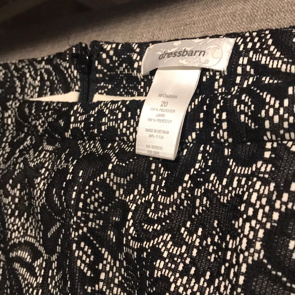 Dress Barn Black & White Pencil Skirt